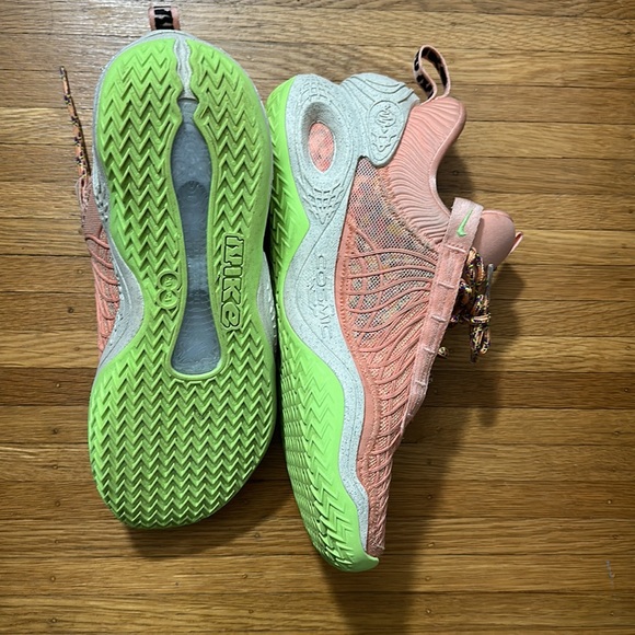 Nike Cosmic Unity Men's Size 10US Apricot Agate/Black-Lime Glow DA6725-800 Shoes - Picture 8 of 16